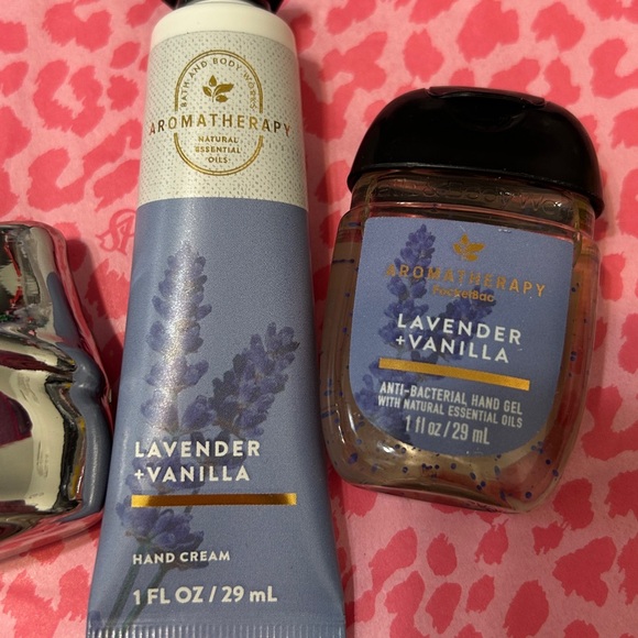Bath & Body Works Lavender Vanilla Hand Care Set - Picture 3 of 4